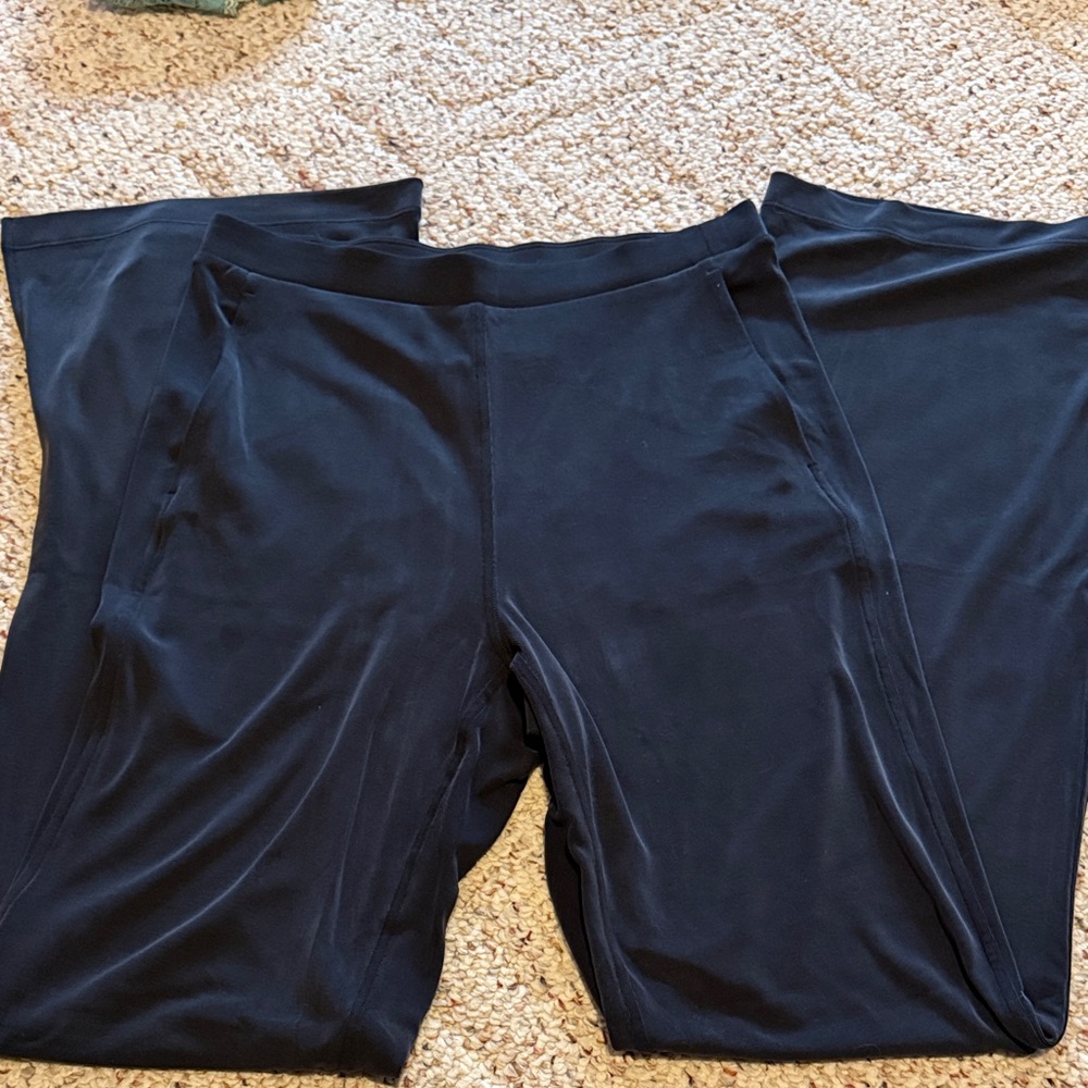 Lululemon Drapey Softstreme Flared Pant
